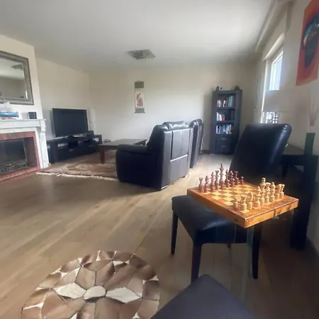 Apartment 1 Bedroom Penthouse In Bridel *